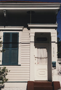 Doorway to 3107 Dauphine Street.